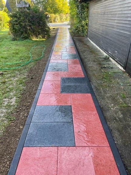 Wegeführung durch den Garten